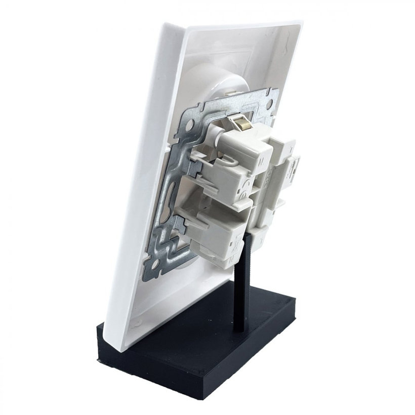 Valena dvojzásuvka bílá