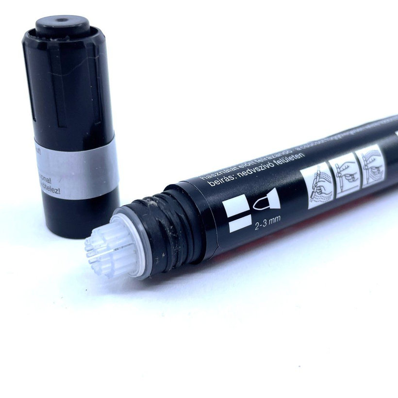 Popisovač univerzální bílý