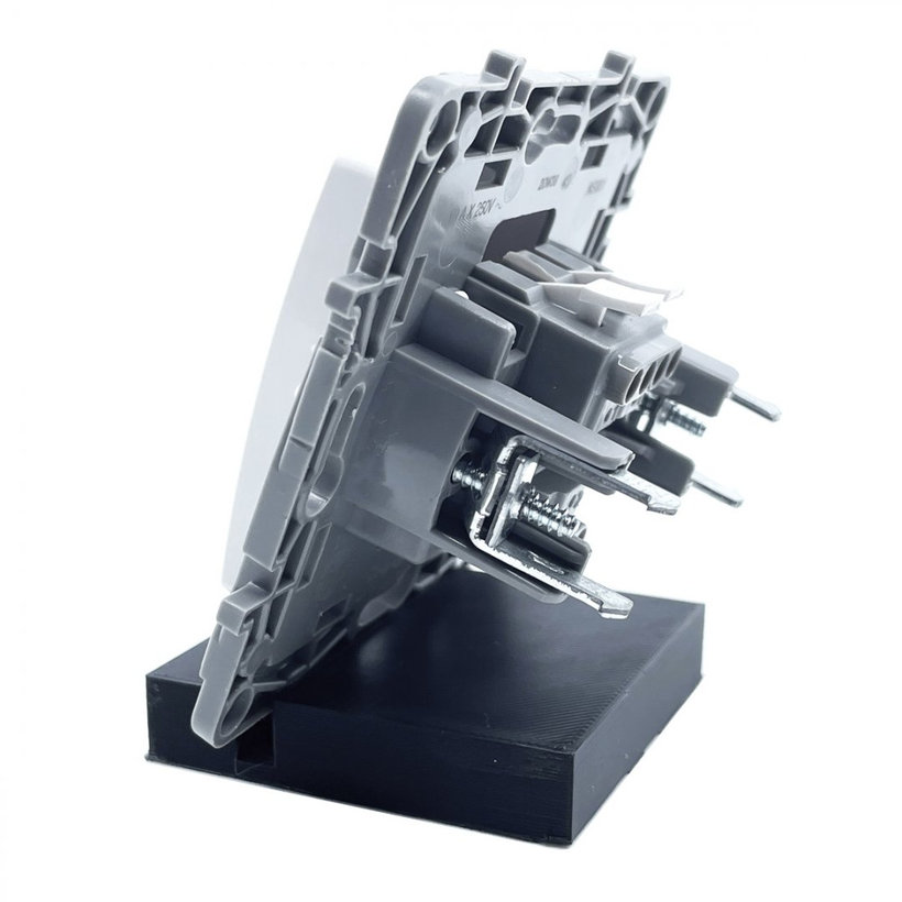 Niloé vypínač č.1 bílý