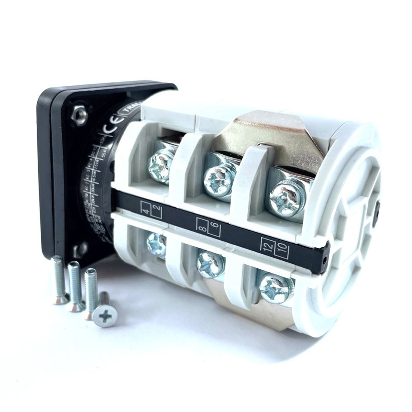 Reverzační vačkový přepínač 63A