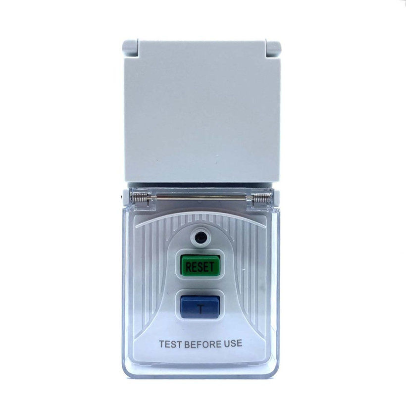 Zásuvkový adaptér s proudovým chráničem IP44 16A