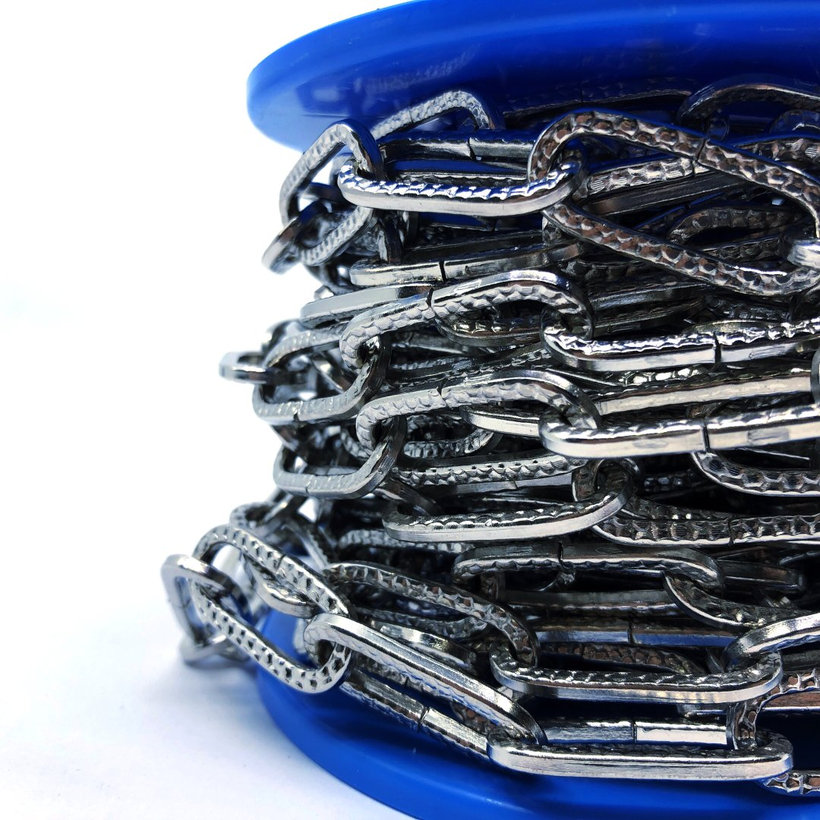 Řetěz ozdobný tepaný poniklovaný 2mm