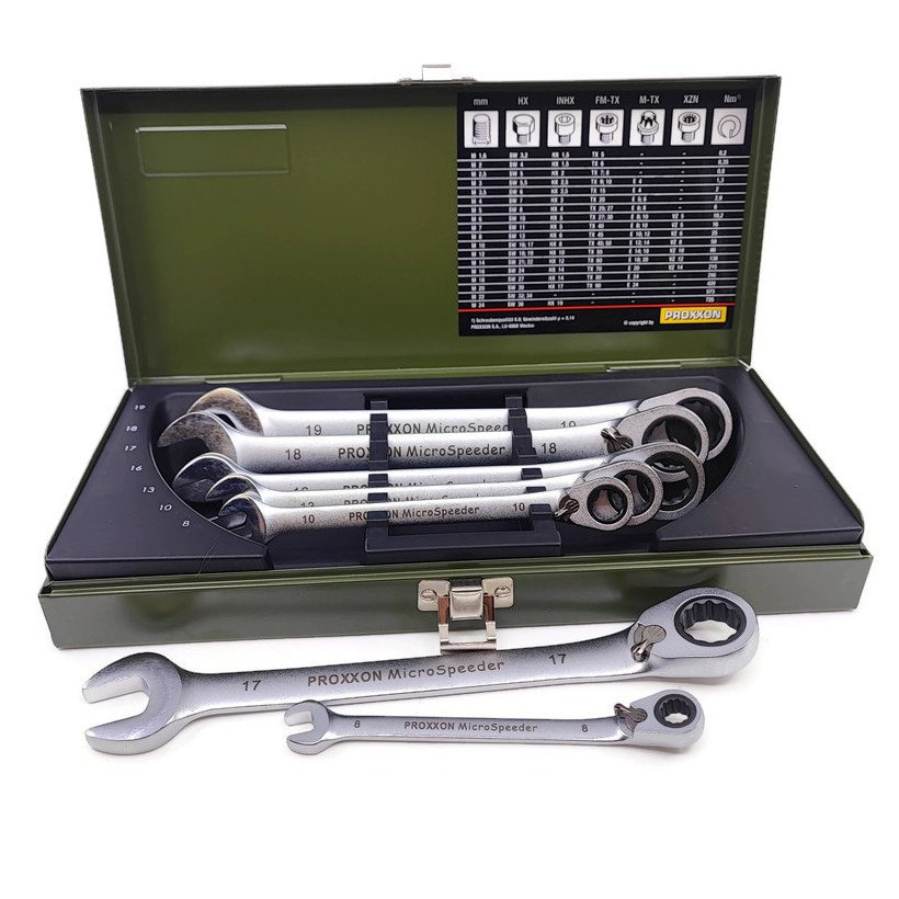 Sada nástrčných klíčů a bitů