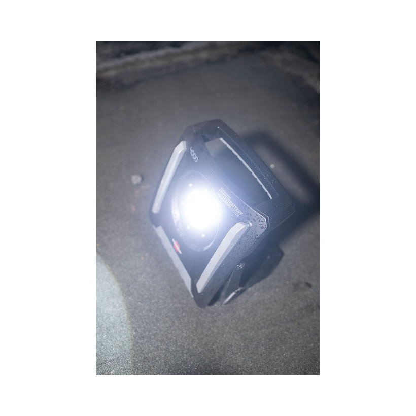 Mobilní LED reflektor bateriový MULTI