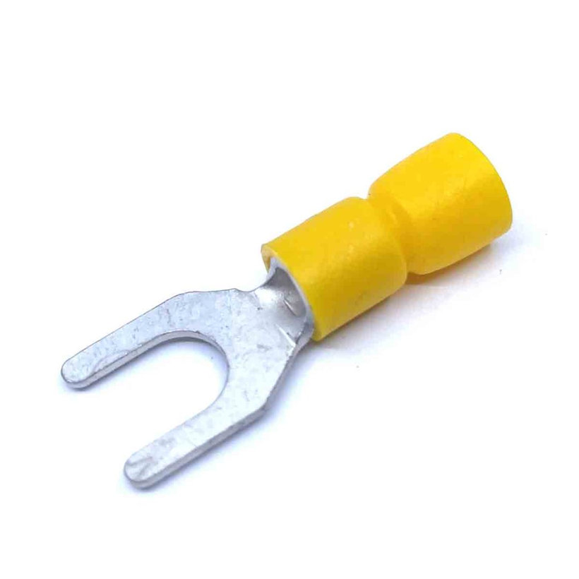Izolované Cu lisovací vidlice žluté 6mm²