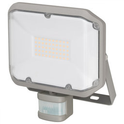 LED reflektor s infračerveným pohybovým čidlem