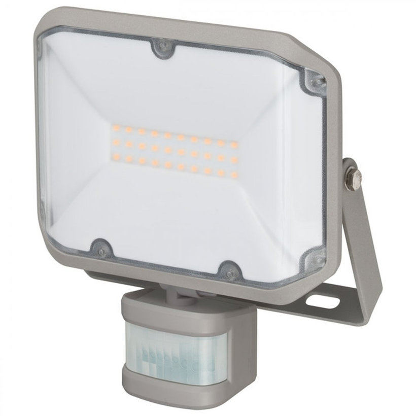 LED reflektor s infračerveným pohybovým čidlem